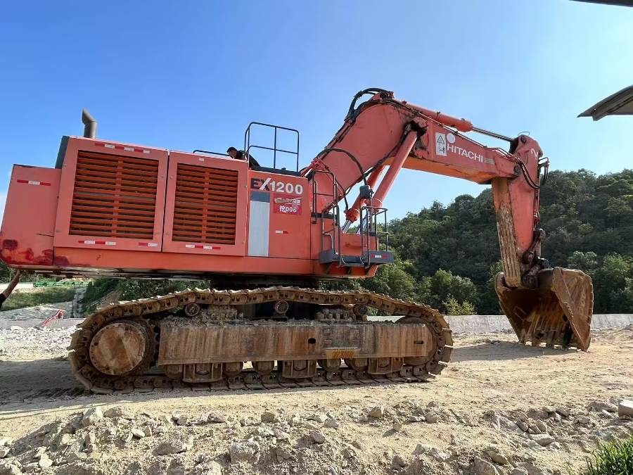 Japon Excavatrice utilisée Hitachi 120 tonnes à vendre EX1200 Machinerie Jindongyu d'occasion
