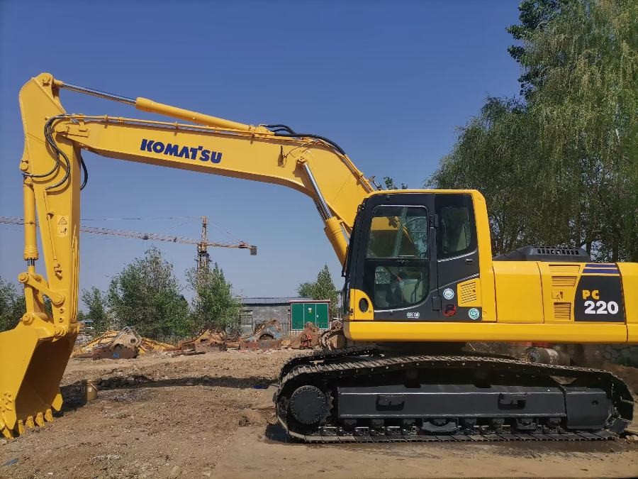 Japon Excavateur Komatsu d'occasion à vendre PC220-8 de seconde main Machinerie Jindongyu