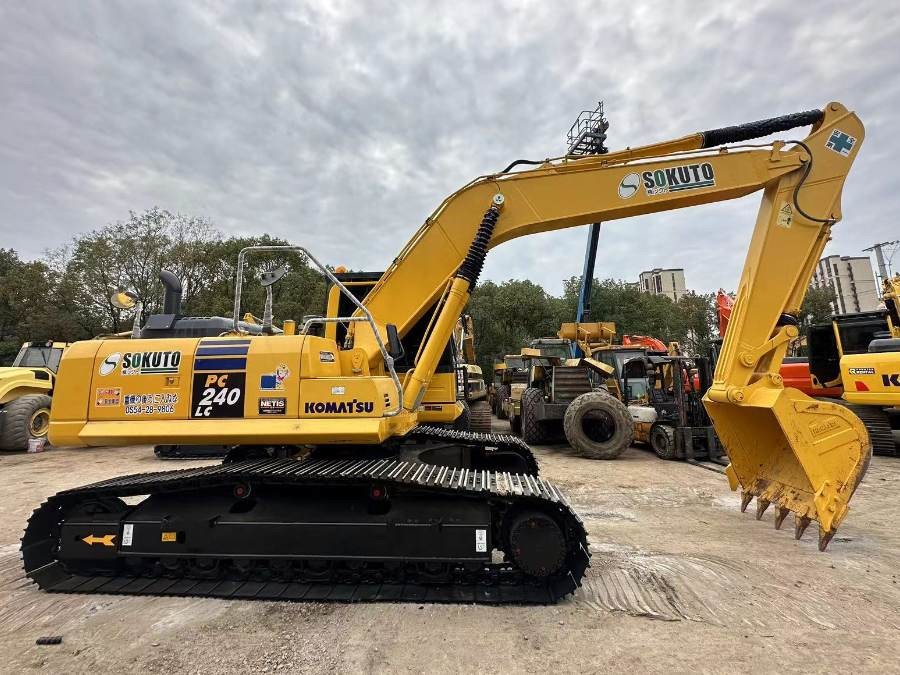 Japon Excavateur Komatsu d'occasion à vendre PC240-8 de seconde main Machinerie Jindongyu