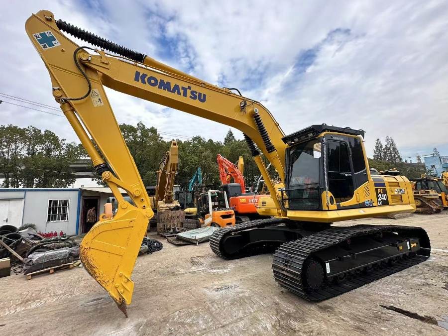Japon Excavateur Komatsu d'occasion à vendre PC240-8 de seconde main Machinerie Jindongyu