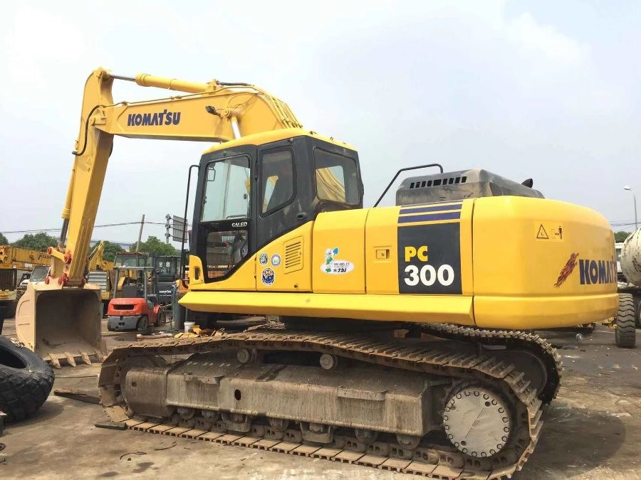 Japon Excavateur Komatsu d'occasion à vendre Machinerie PC300-7 Jindongyu d'occasion