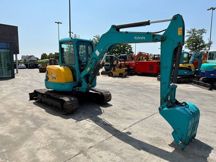 Japon Excavateur Kubota d'occasion à vendre Machinerie Jindongyu KX155-3 d'occasion