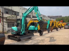 Excavateur Kobelco SK55SR en bon état à vendre